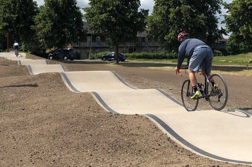 Colas har udlagt asfalt på pumptrackbane i Roskilde