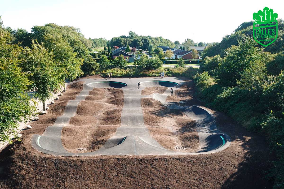 Colas har udlagt asfalt på pumptrackbane i Viborg