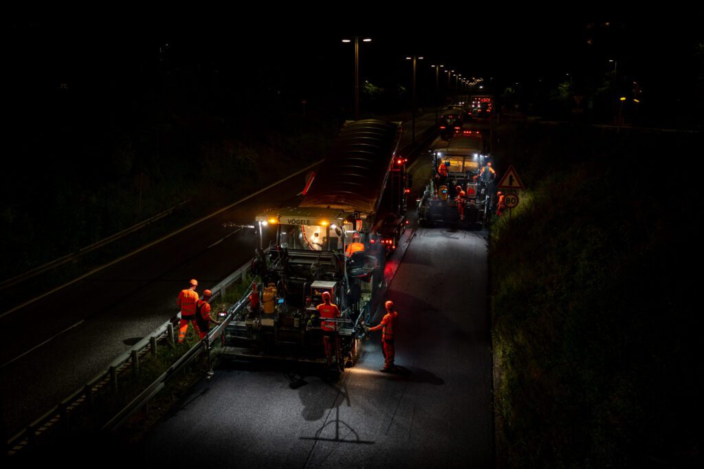 Asfaltprojekt ved Jægersborg med maskinhold fra Colas