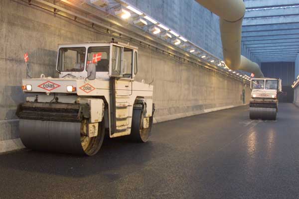 Da Colas udlagte asfalt i Øresundtunnel