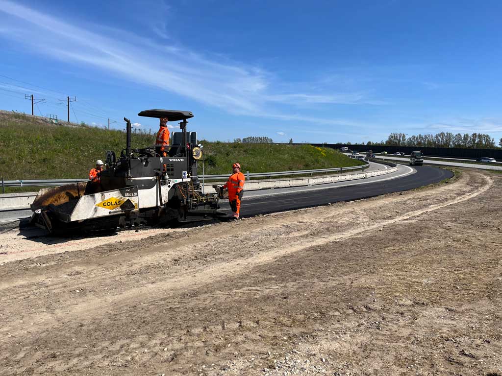 Køge Bugt-motorvejen udvidet med ramper. Udført af Colas for Vejdirektoratet